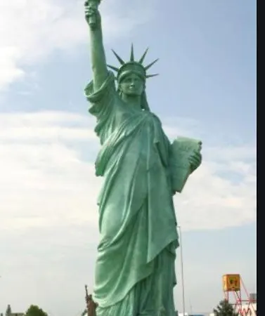 Belle Lauch Apartment *